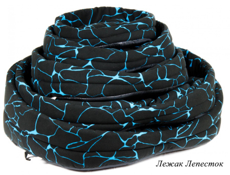 фото Лежак для собак "Лепесток"